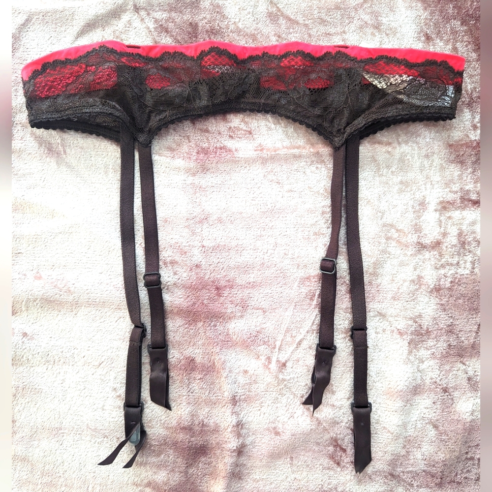 Victoria's Secret Garter Belt Brown Red/Pink Color Accent Sz X Small